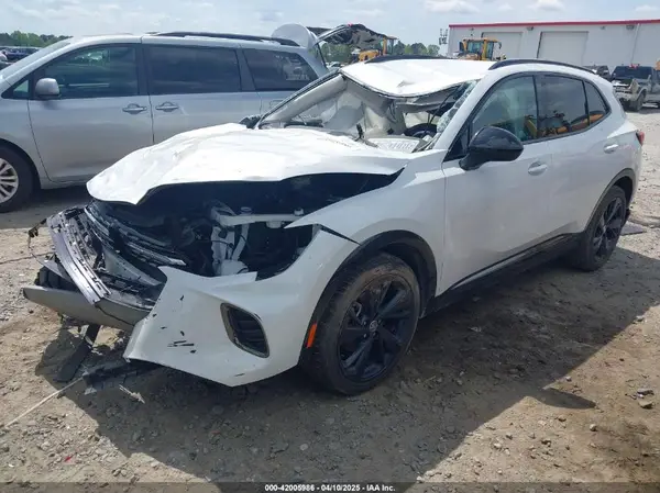 LRBAZLR44PD074430 2023 BUICK ENVISION - Image 2
