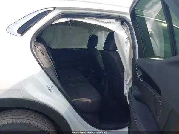 LRBAZLR44PD095875 2023 BUICK ENVISION - Image 8