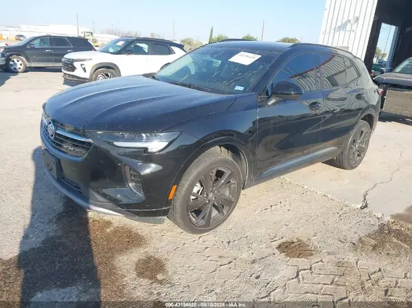 LRBAZLR45ND010913 2022 BUICK ENVISION - Image 2