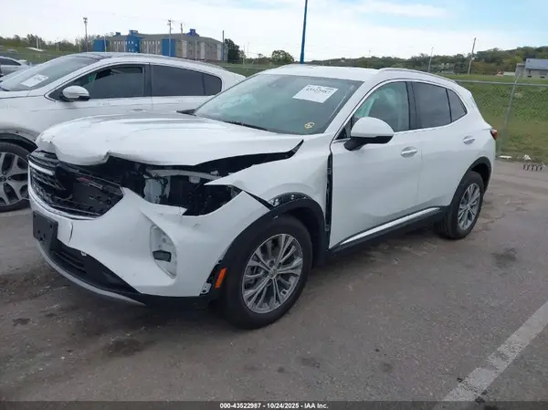 LRBAZLR45PD120072 2023 BUICK ENVISION - Image 2