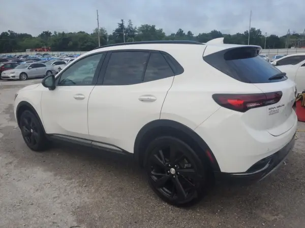 LRBAZLR46MD112946 2021 BUICK ENVISION - Image 2