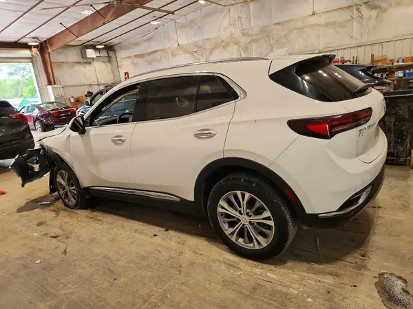 LRBAZLR46ND158536 2022 BUICK ENVISION - Image 2