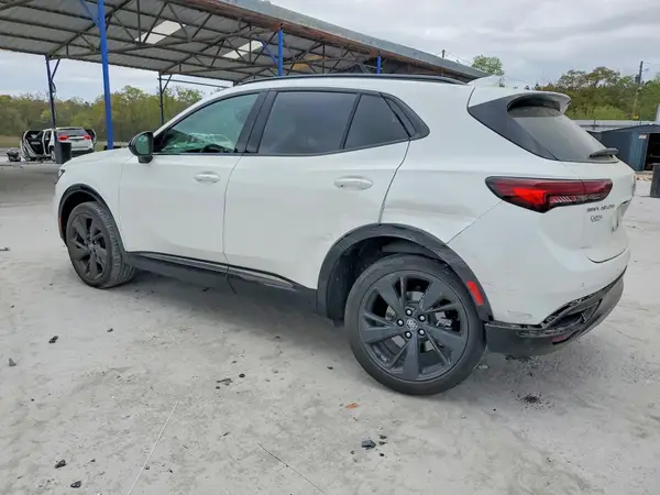 LRBAZLR46PD074414 2023 BUICK ENVISION - Image 2