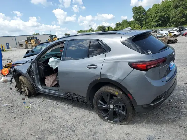 LRBAZLR47MD112356 2021 BUICK ENVISION - Image 2
