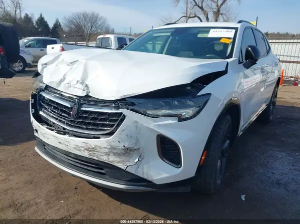 LRBAZLR47ND053424 2022 BUICK ENVISION - Image 2