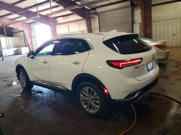 LRBAZLR47ND061197 2022 BUICK ENVISION - Image 2