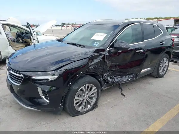 LRBAZLR47PD032205 2023 BUICK ENVISION - Image 2