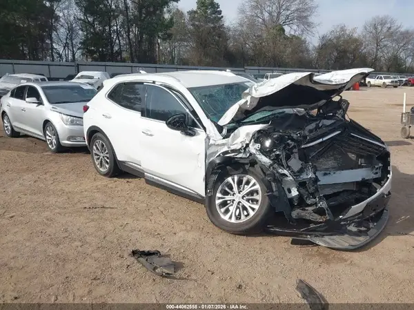 LRBAZLR48ND072743 2022 BUICK ENVISION - Image 1