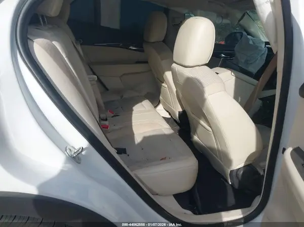 LRBAZLR48ND072743 2022 BUICK ENVISION - Image 8