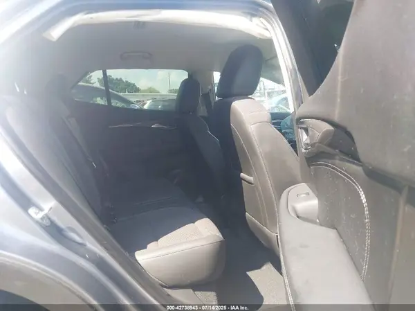 LRBAZLR49MD082423 2021 BUICK ENVISION - Image 8