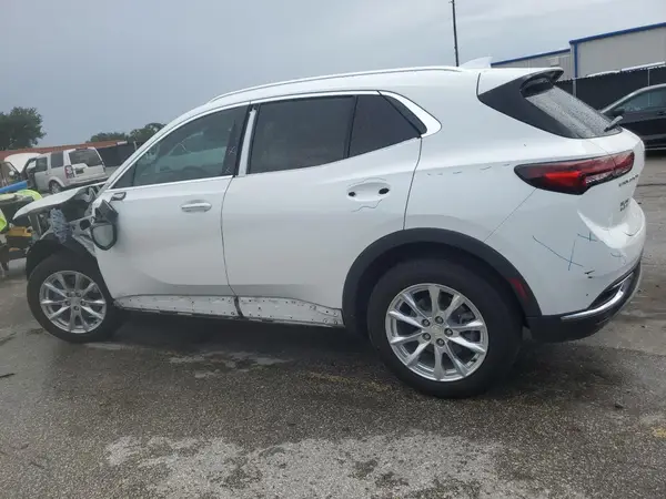 LRBAZLR49MD109989 2021 BUICK ENVISION - Image 2