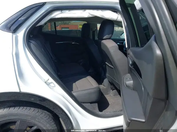 LRBAZLR49PD072740 2023 BUICK ENVISION - Image 8
