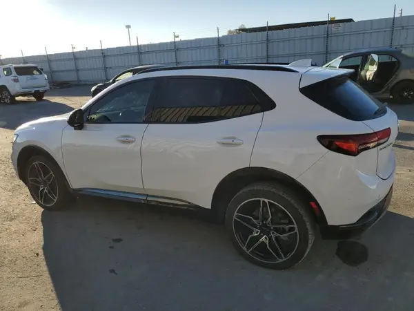 LRBAZLR4XND032888 2022 BUICK ENVISION - Image 2