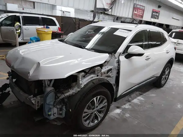 LRBAZLR4XND109968 2022 BUICK ENVISION - Image 2