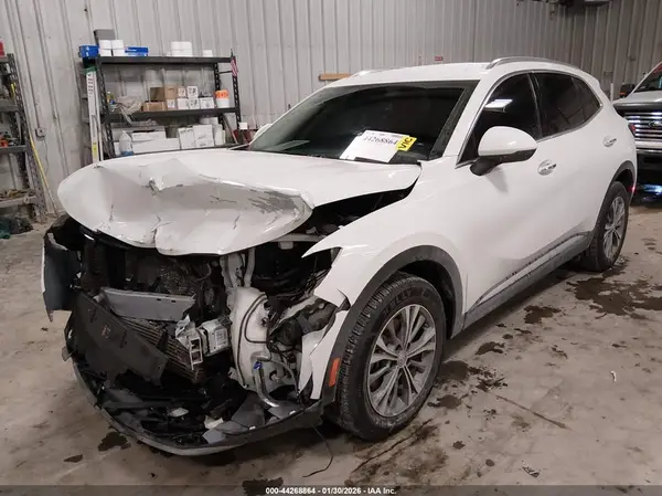 LRBAZLR4XPD066297 2023 BUICK ENVISION - Image 2