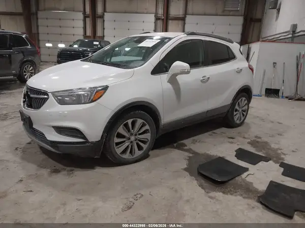 LRBCJASB1KY003782 2019 BUICK ENCORE - Image 2