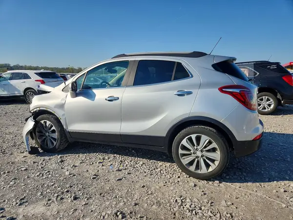 LRBCJASB9KY008051 2019 BUICK ENCORE - Image 2