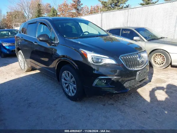 LRBFX1SA0JD083519 2018 BUICK ENVISION - Image 1