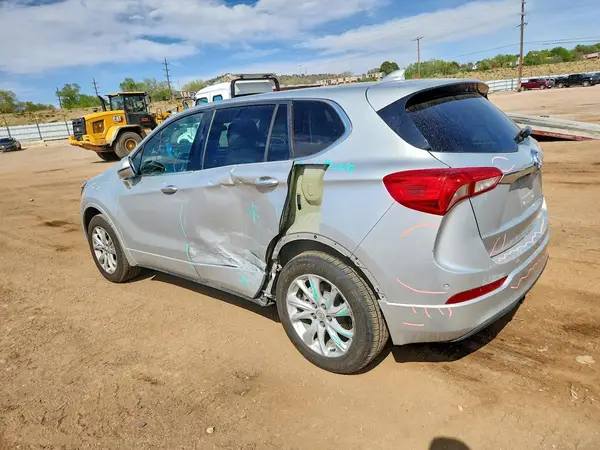 LRBFX1SA0KD112907 2019 BUICK ENVISION - Image 2