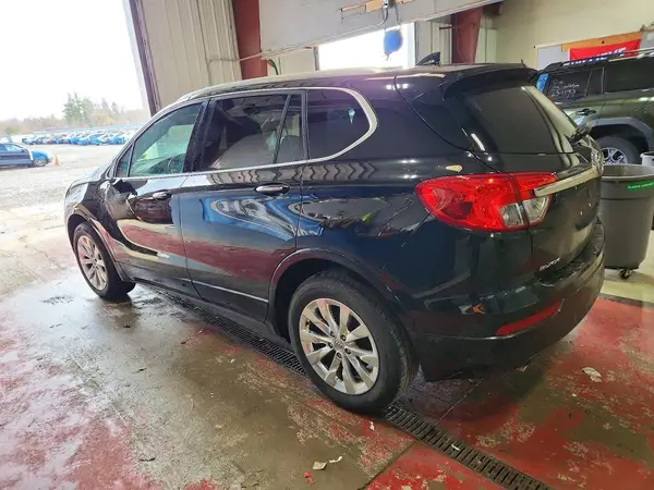 LRBFX1SA1JD007470 2018 BUICK ENVISION - Image 2
