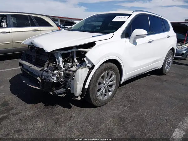 LRBFX1SA2JD007008 2018 BUICK ENVISION - Image 2