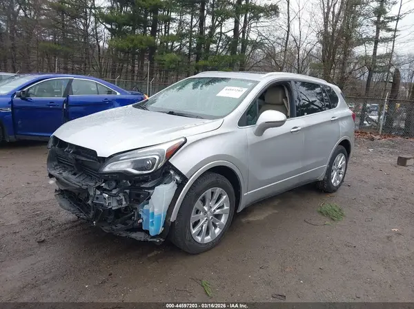 LRBFX1SA2JD054409 2018 BUICK ENVISION - Image 2