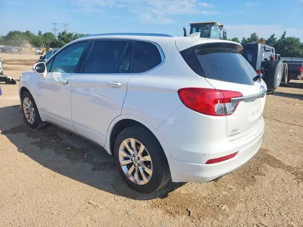 LRBFX1SA4JD016888 2018 BUICK ENVISION - Image 2