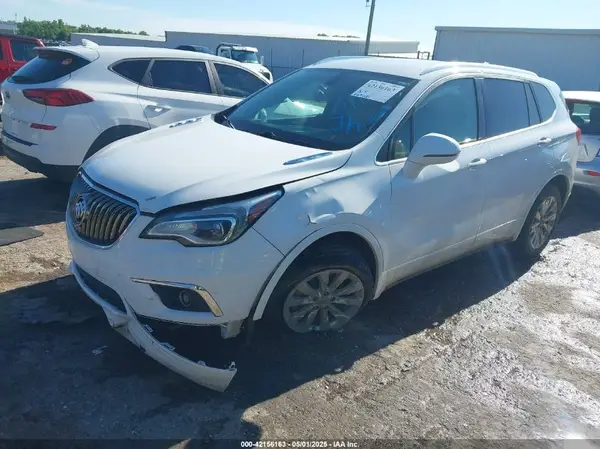 LRBFX1SA4JD051835 2018 BUICK ENVISION - Image 2