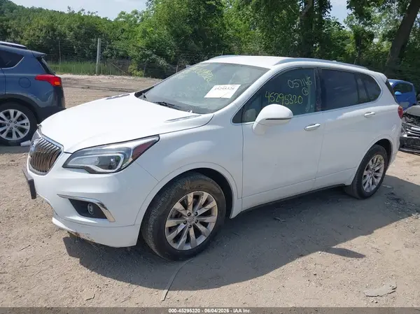 LRBFX1SA4JD057165 2018 BUICK ENVISION - Image 2