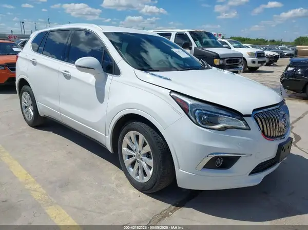 LRBFX1SA5JD009335 2018 BUICK ENVISION - Image 1