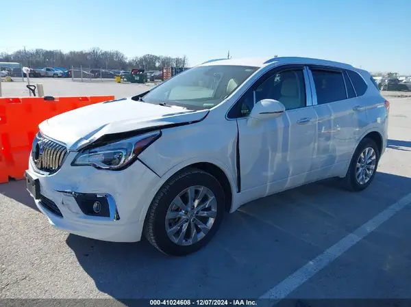 LRBFX1SA5JD116062 2018 BUICK ENVISION - Image 2