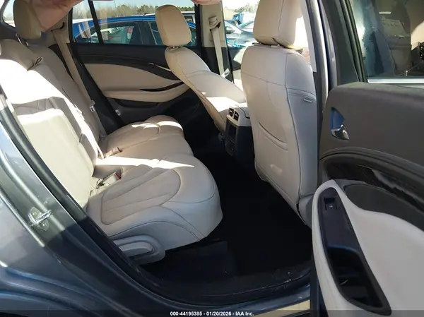 LRBFX1SA5KD022412 2019 BUICK ENVISION - Image 8