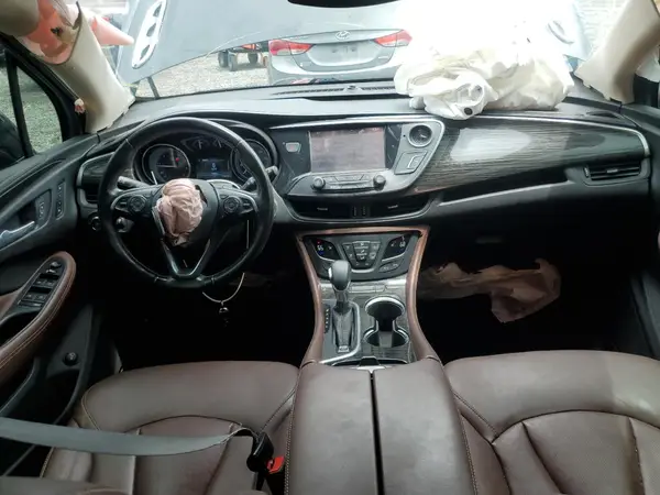 LRBFX1SA6JD006685 2018 BUICK ENVISION - Image 8