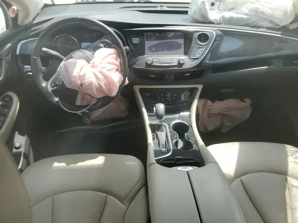LRBFX1SA7JD084294 2018 BUICK ENVISION - Image 8