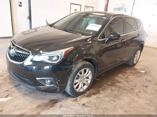 LRBFX1SA7KD010214 2019 BUICK ENVISION - Image 2
