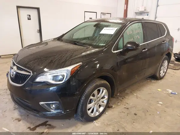 LRBFX1SA7KD145998 2019 BUICK ENVISION - Image 2