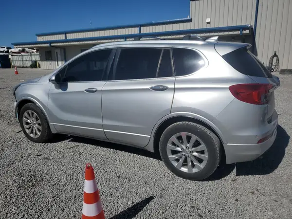 LRBFX1SA8JD007868 2018 BUICK ENVISION - Image 2