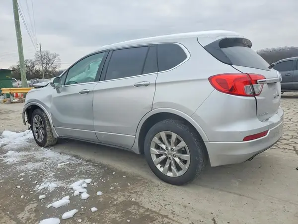 LRBFX1SA8JD016716 2018 BUICK ENVISION - Image 2