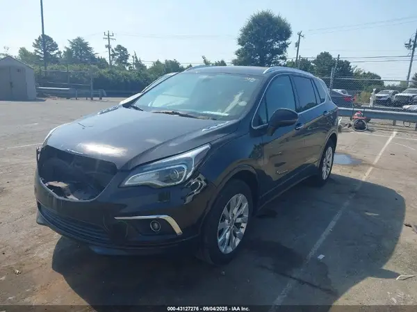 LRBFX1SA8JD017753 2018 BUICK ENVISION - Image 2