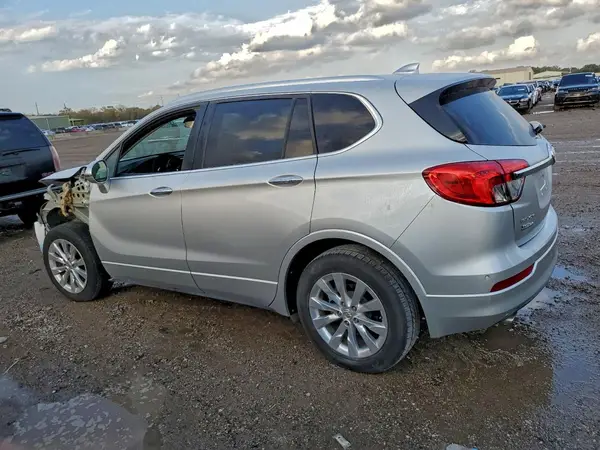 LRBFX1SA8JD024945 2018 BUICK ENVISION - Image 2