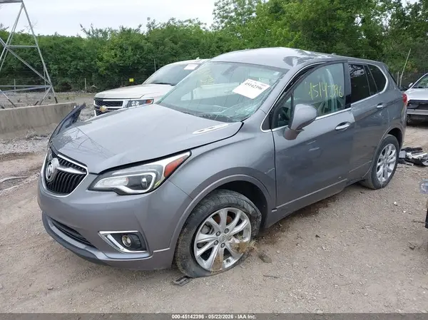 LRBFX1SA8KD041388 2019 BUICK ENVISION - Image 2