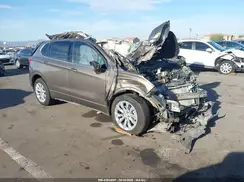 LRBFX1SA9JD006552 2018 BUICK ENVISION