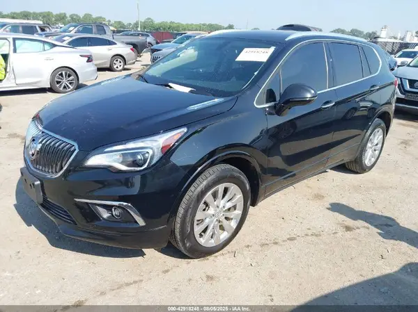 LRBFX1SA9JD024047 2018 BUICK ENVISION - Image 2