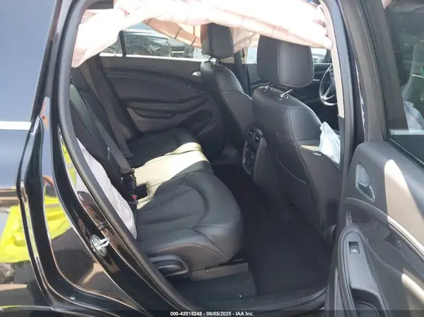 LRBFX1SA9JD024047 2018 BUICK ENVISION - Image 8