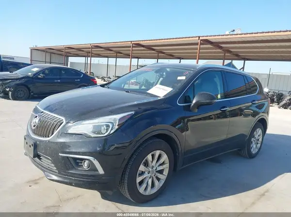 LRBFX1SA9JD024663 2018 BUICK ENVISION - Image 2