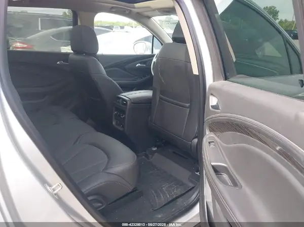 LRBFX1SA9JD025697 2018 BUICK ENVISION - Image 8