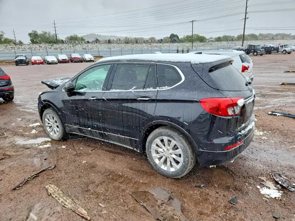 LRBFX1SA9JD084183 2018 BUICK ENVISION - Image 2