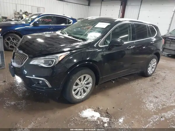 LRBFX1SAXJD007600 2018 BUICK ENVISION - Image 2