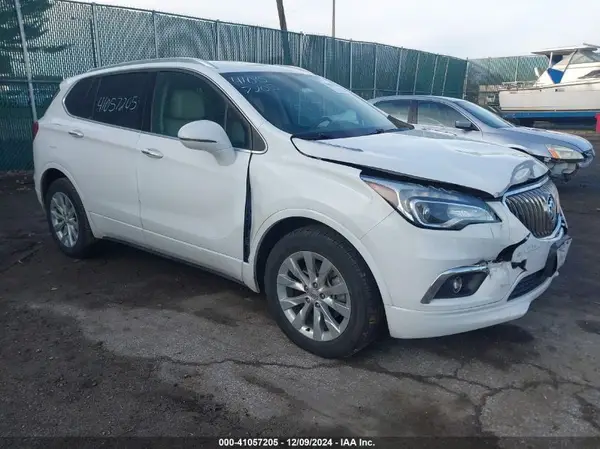 LRBFX2SA0JD026954 2018 BUICK ENVISION - Image 1