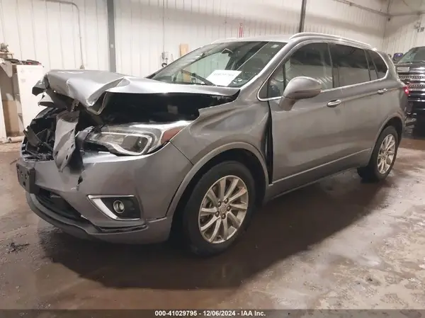 LRBFX2SA0KD066243 2019 BUICK ENVISION - Image 2